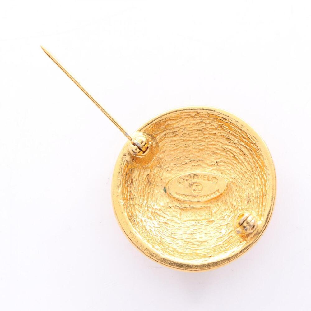 CHANEL Gold Logo Brooch - Picture 2 of 7